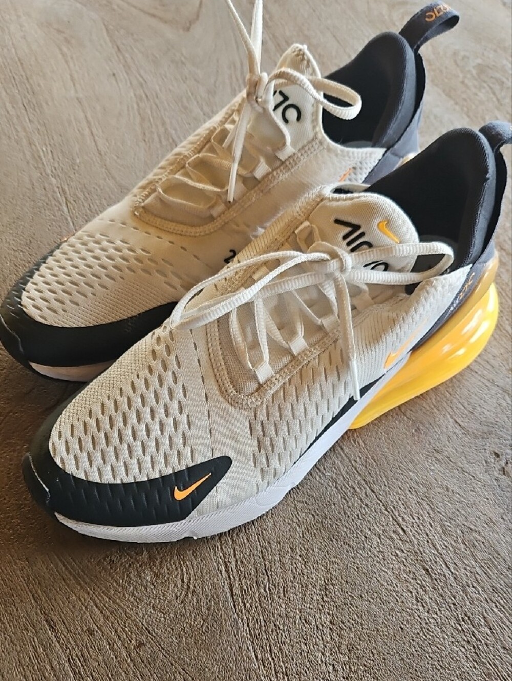 Nike Men’s White, Black & Orange Air Max Sneakers - Picture 8 of 11